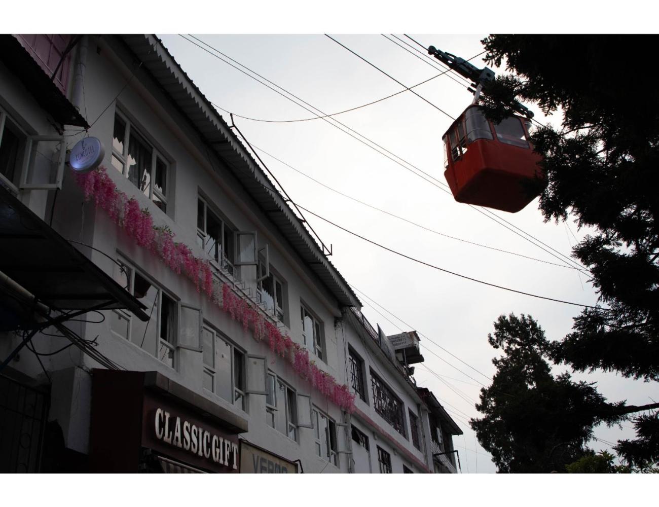 Dom'S At Mall Road, Mussoorie Hotel Exterior photo